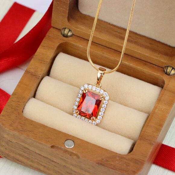 "Red Emerald-Cut Stone Pendant with Crystals in Rose Gold, XPPT1572 - Picture 6 of 13